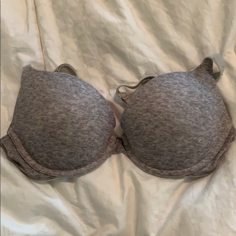 Pink VS bra